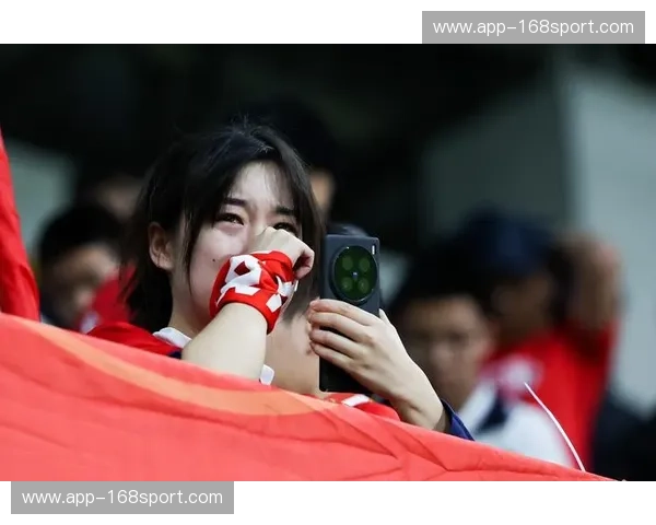 开云体育传奇球星——燃起球迷心中的激情与梦想